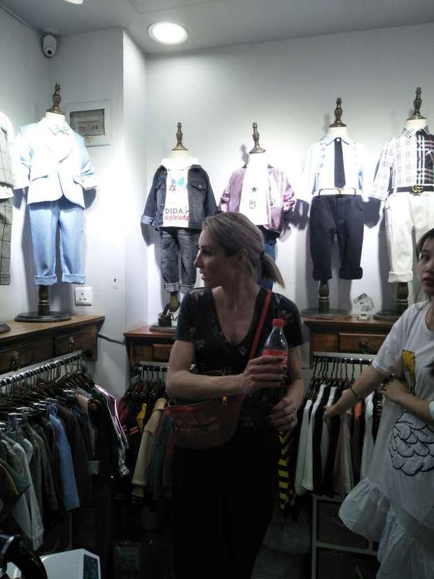 广州童装市场商铺 4