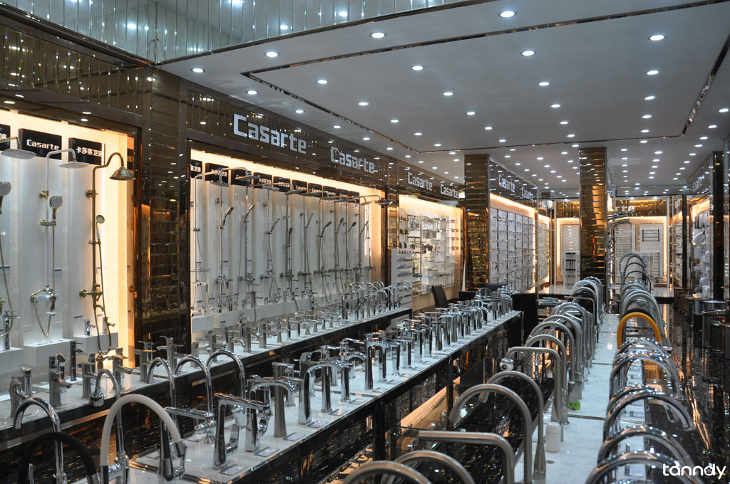 卫浴市场里的水龙头